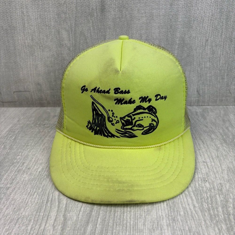 Vintage Bass Fishing Trucker Hat Cap Snap Back Mesh Back Yellow Largemouth Bass